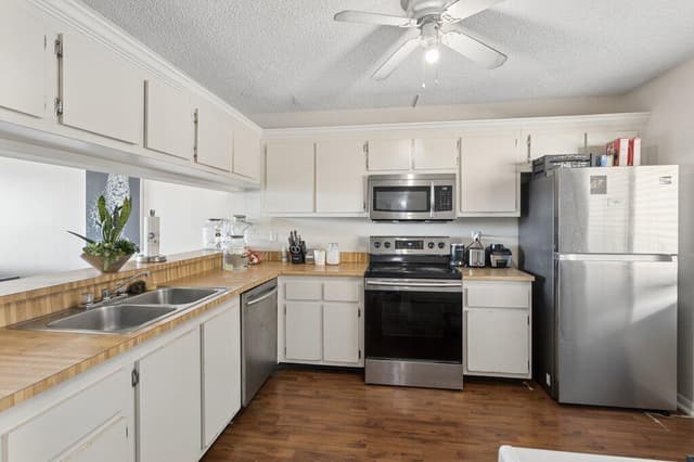 8030 Hampton Boulevard # 404, North Lauderdale FL 33068 - North Lauderdale, FL - Photo 4