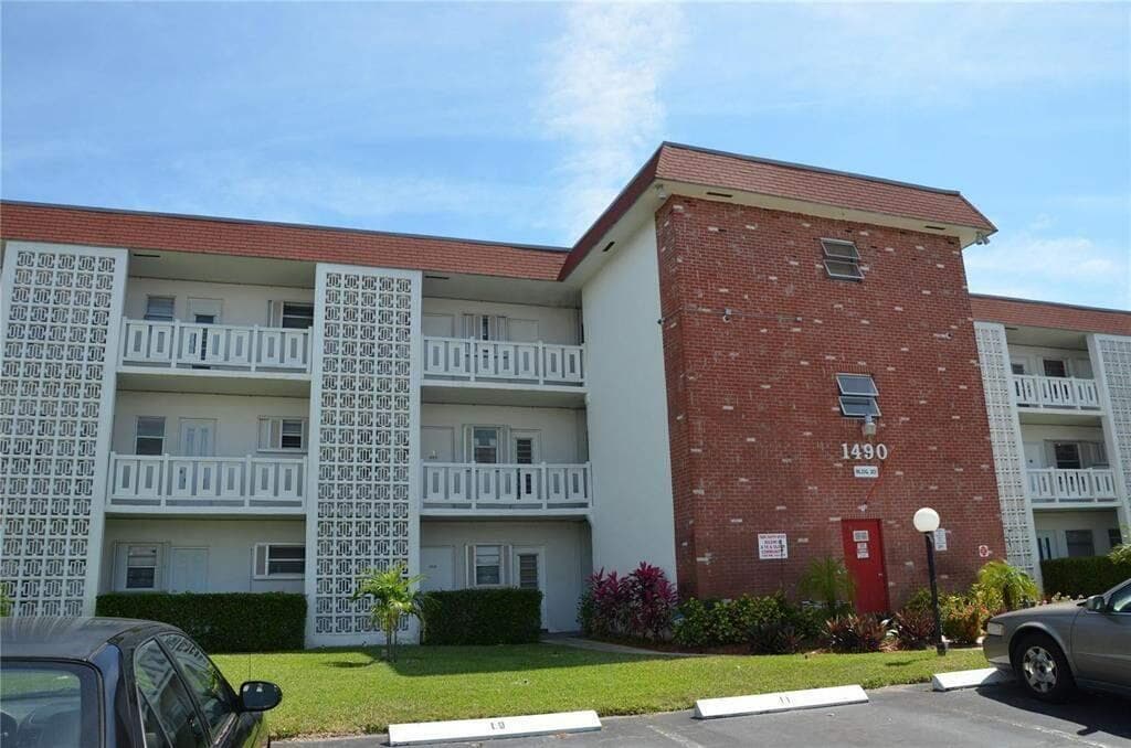 1490 NW 43rd Avenue # 208, Lauderhill FL 33313 - Lauderhill, FL - Photo 1