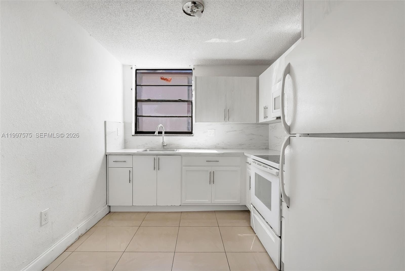 1798 NW 55th Ave # 202, Lauderhill FL 33313 - Lauderhill, FL - Photo 1