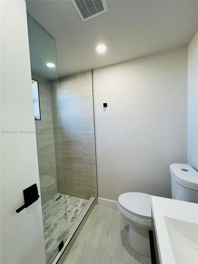 3826 SW 107th Ave # 2, Miami FL 33165 - Miami, FL - Photo 5