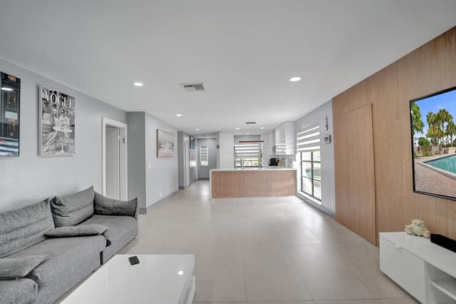 21675 Tall Palm Circle # 2b, Boca Raton FL 33433 - Boca Raton, FL - Photo 5