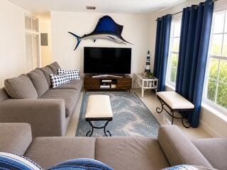 1230 NE 26th Terrace, Pompano Beach FL 33062 - Pompano Beach, FL - Photo 7