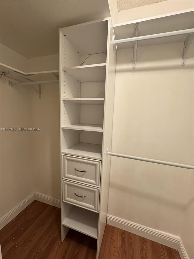 2935 NE 163rd St # 4T, North Miami Beach FL 33160 - North Miami Beach, FL - Photo 2