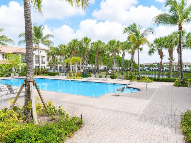 4720 Mimosa Place # 909, Coconut Creek FL 33073 - Coconut Creek, FL - Photo 5
