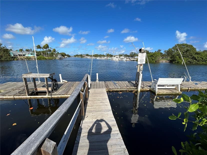 725 Hummingbird Way # 212, North Palm Beach FL 33408