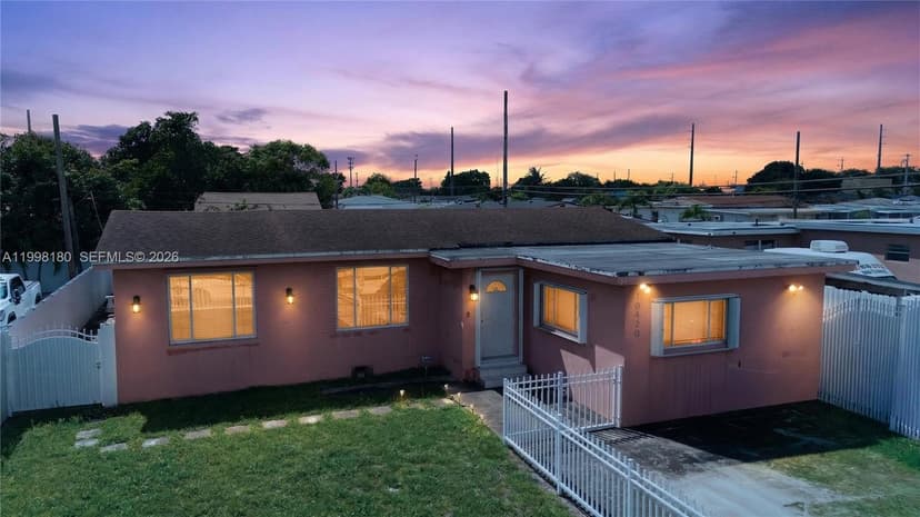 10420 NW 35th Pl, Miami FL 33147