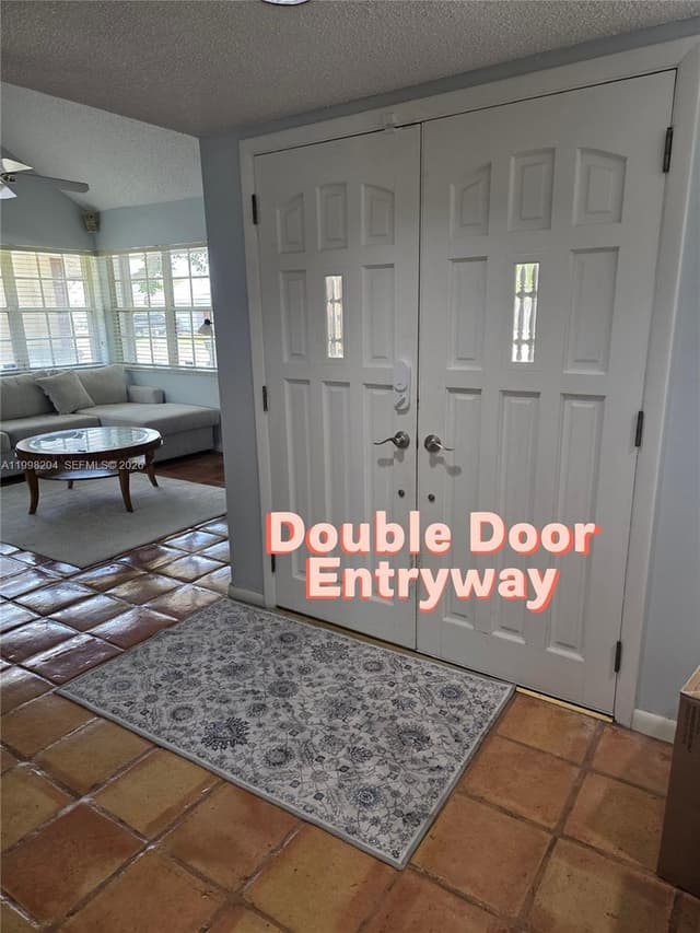 1350 S Fieldlark Ln, Homestead FL 33035 - Homestead, FL - Photo 2