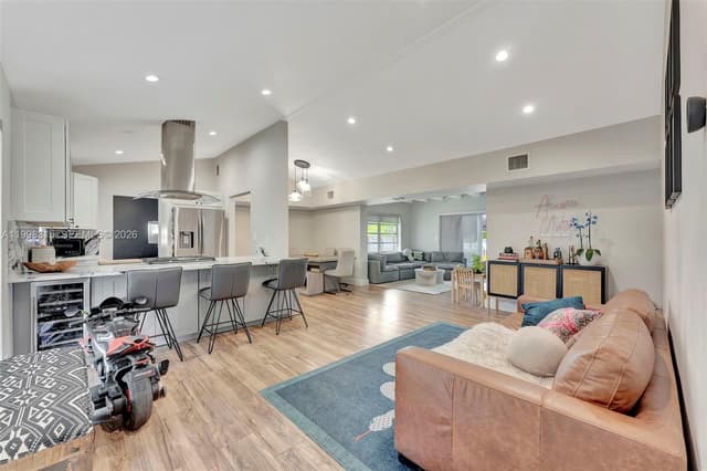 3043 Hayes Street, Hollywood FL 33021 - Hollywood, FL - Photo 2