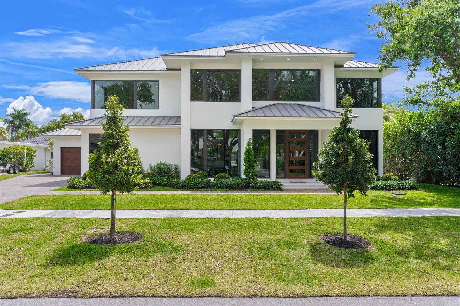 2406 NE 13th Court, Fort Lauderdale FL 33304