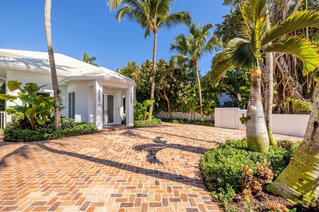 121 Seville Road, West Palm Beach FL 33405 - West Palm Beach, FL - Photo 7