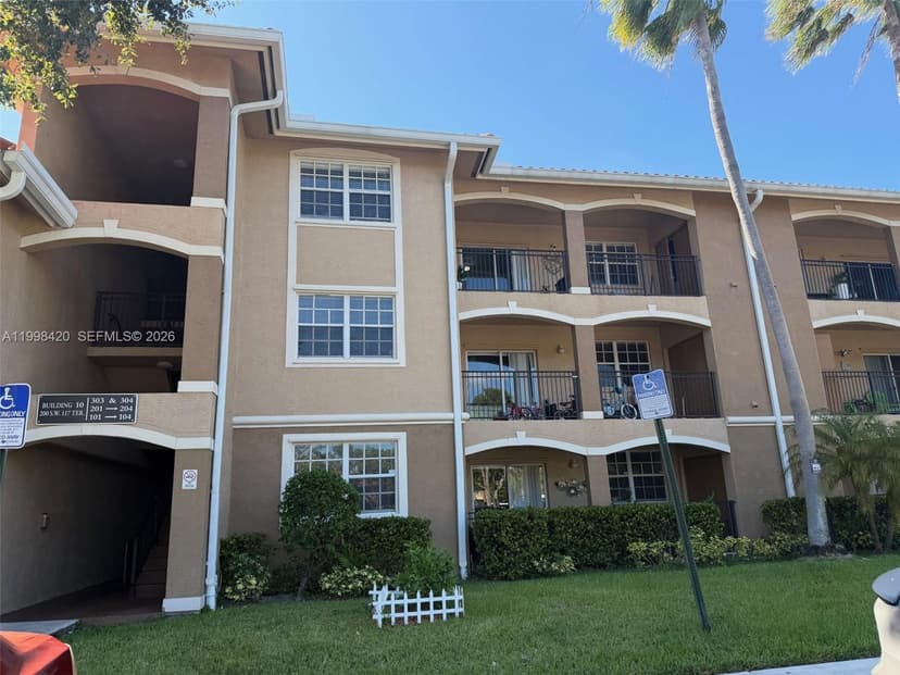 200 SW 117th Ter # 10103, Pembroke Pines FL 33025
