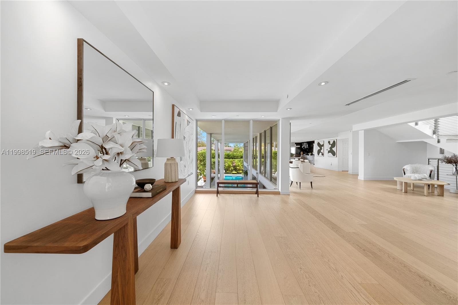 215 Palm Ave, Miami Beach FL 33139