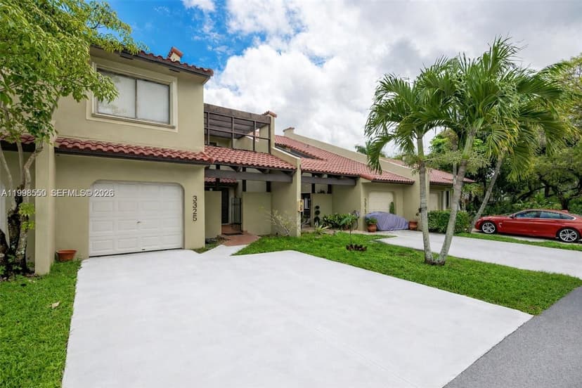 3325 Torremolinos Ave # 44, Doral FL 33178