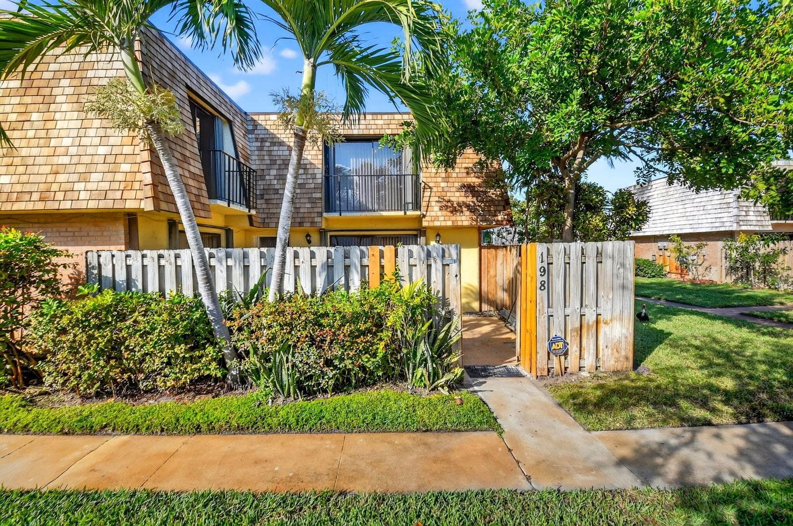 198 Lake Arbor Drive, Palm Springs FL 33461 - Palm Springs, FL - Photo 1