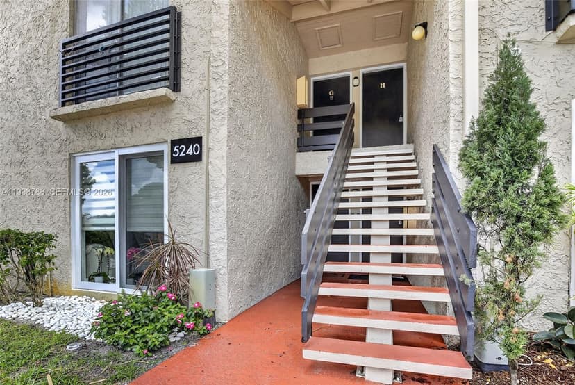 5240 NE 6th Ave # H26, Oakland Park FL 33334