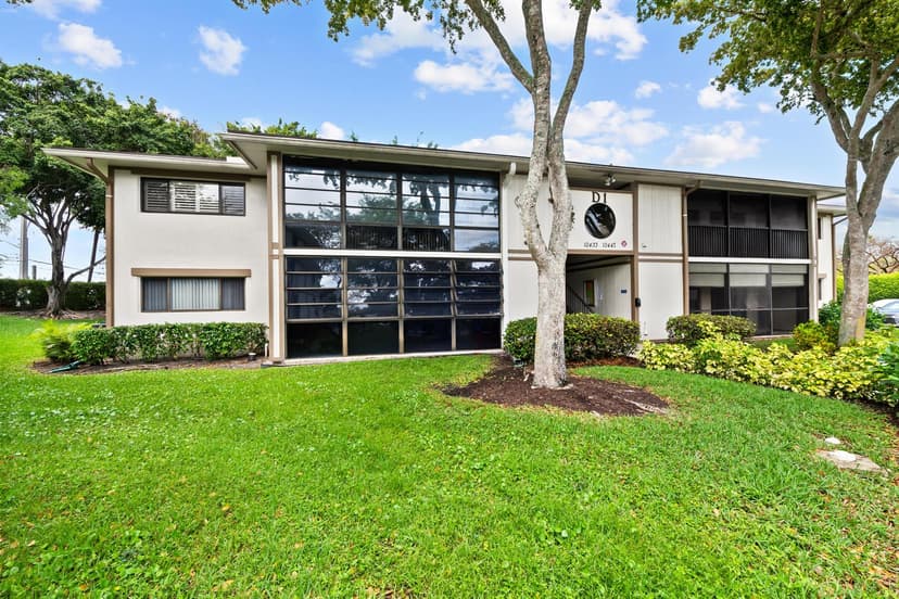 10443 E Clairmont Circle # 203, Tamarac FL 33321