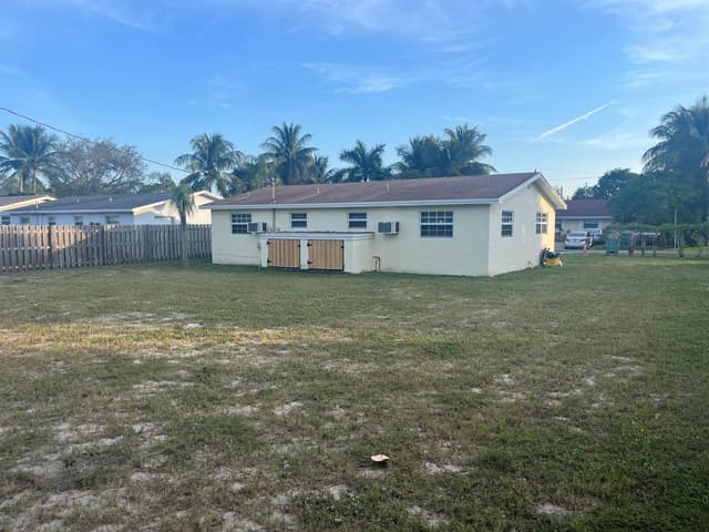 203 SE 4th Avenue, Boynton Beach FL 33435 - Boynton Beach, FL - Photo 7