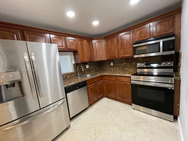 9143 SW 77th Ave # B105, Miami FL 33156 - Miami, FL - Photo 3