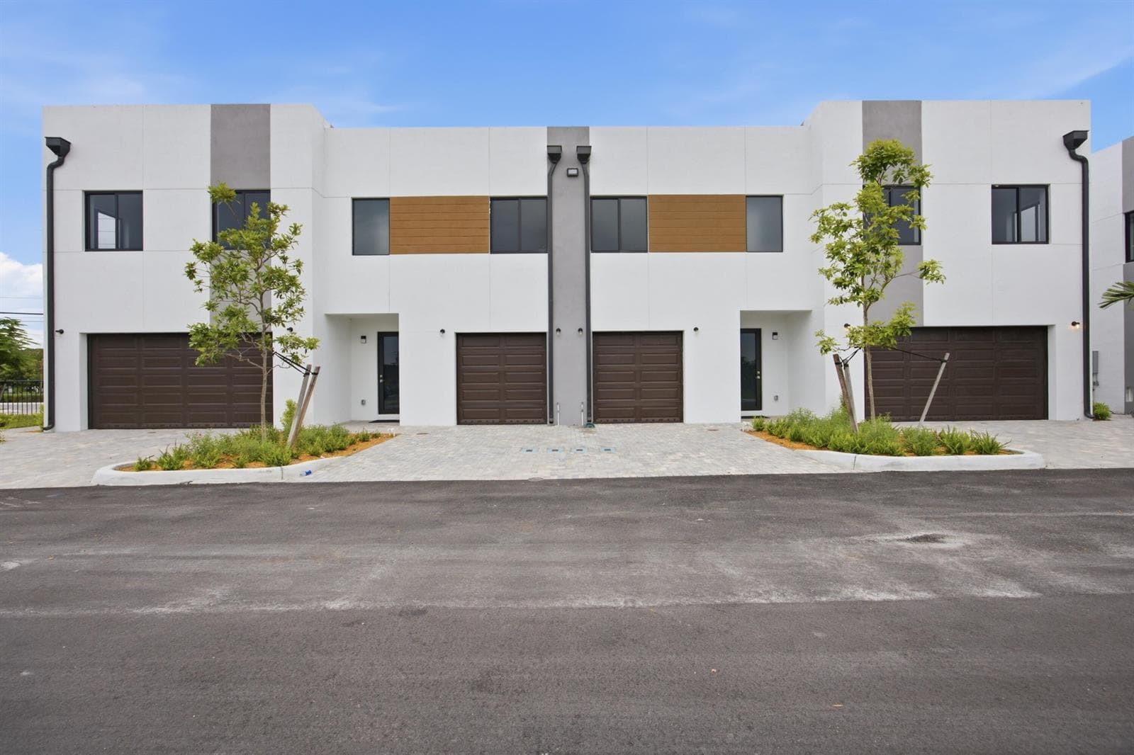 1546 NW 1st Avenue, Pompano Beach FL 33060