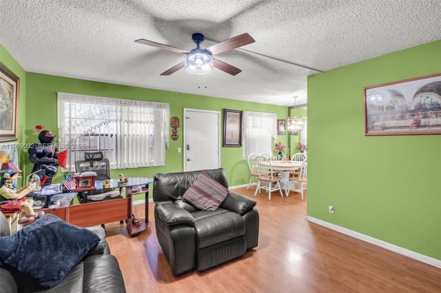 200 SW 132nd Way # 211L, Pembroke Pines FL 33027 - Pembroke Pines, FL - Photo 7