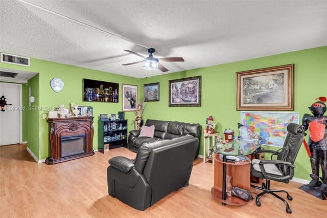 200 SW 132nd Way # 211L, Pembroke Pines FL 33027 - Pembroke Pines, FL - Photo 5