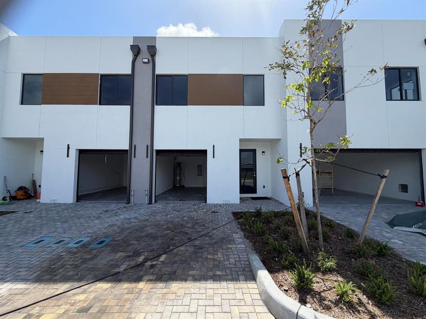 1544 NW 1st Avenue, Pompano Beach FL 33060