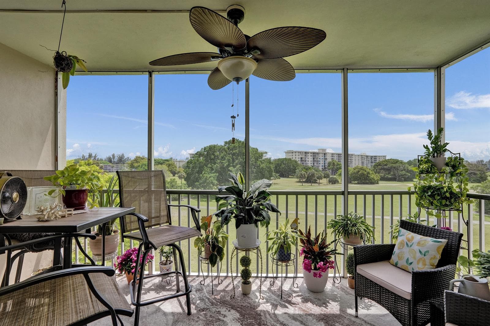2850 N Palm Aire Drive # 401, Pompano Beach FL 33069 - Pompano Beach, FL - Photo 1