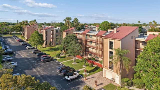370 NW 76th Avenue # 104, Margate FL 33063 - Margate, FL - Photo 6