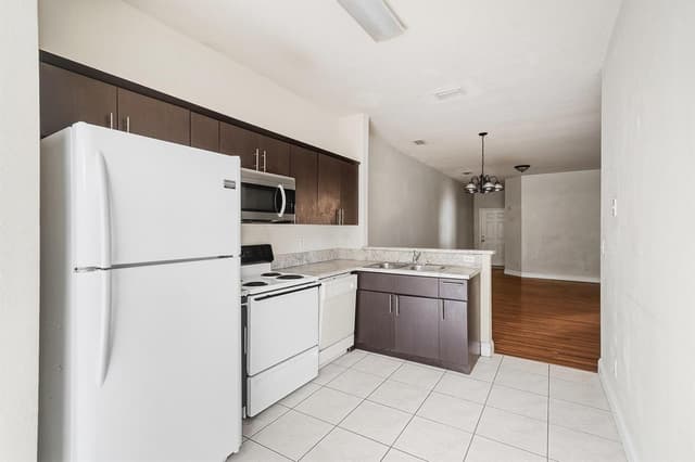 1584 SW 2nd Street, Homestead FL 33030 - Homestead, FL - Photo 6