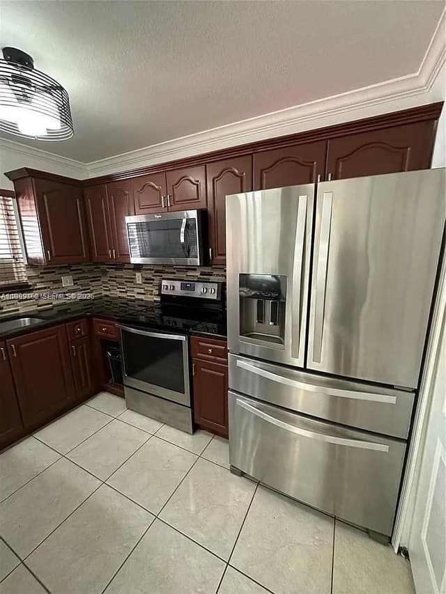 3783 NW 201st Ter, Miami Gardens FL 33055 - Miami Gardens, FL - Photo 3