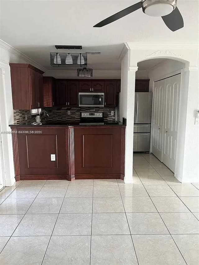 3783 NW 201st Ter, Miami Gardens FL 33055 - Miami Gardens, FL - Photo 4