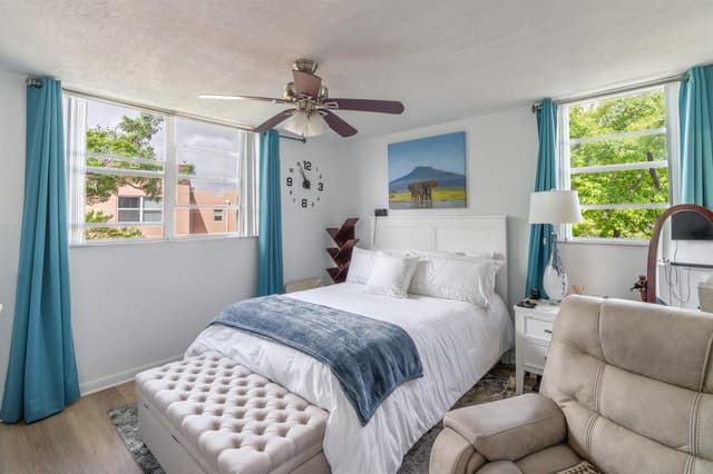 2801 Somerset Drive # 411, Lauderdale Lakes FL 33311 - Lauderdale Lakes, FL - Photo 4