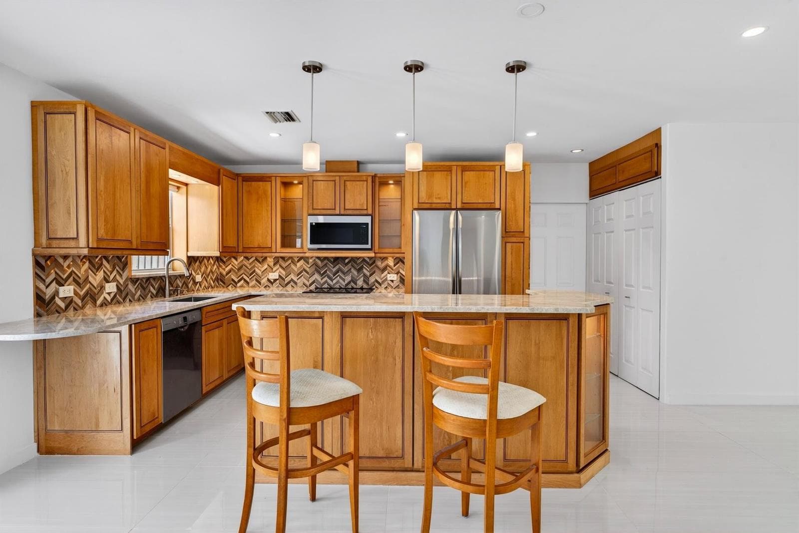 648 NW 30th Court, Wilton Manors FL 33311