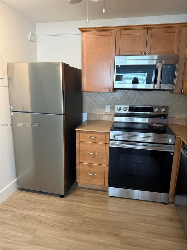 67 Monaco B, Delray Beach FL 33446 - Delray Beach, FL - Photo 4