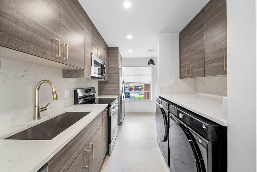 1541 NW 20th Avenue # 101, Delray Beach FL 33445