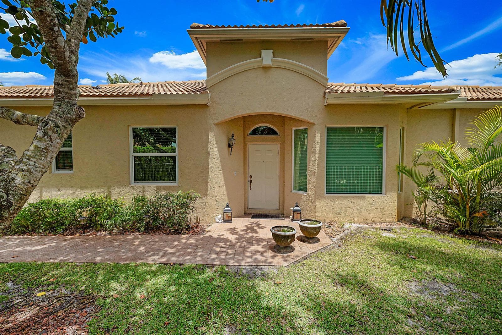 2568 Sandy Cay, West Palm Beach FL 33411