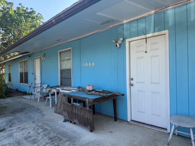 4666 E Holt, West Palm Beach FL 33415 - West Palm Beach, FL - Photo 4
