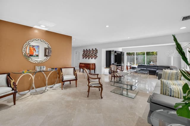 2300 NE 16th Avenue, Wilton Manors FL 33305 - Wilton Manors, FL - Photo 2