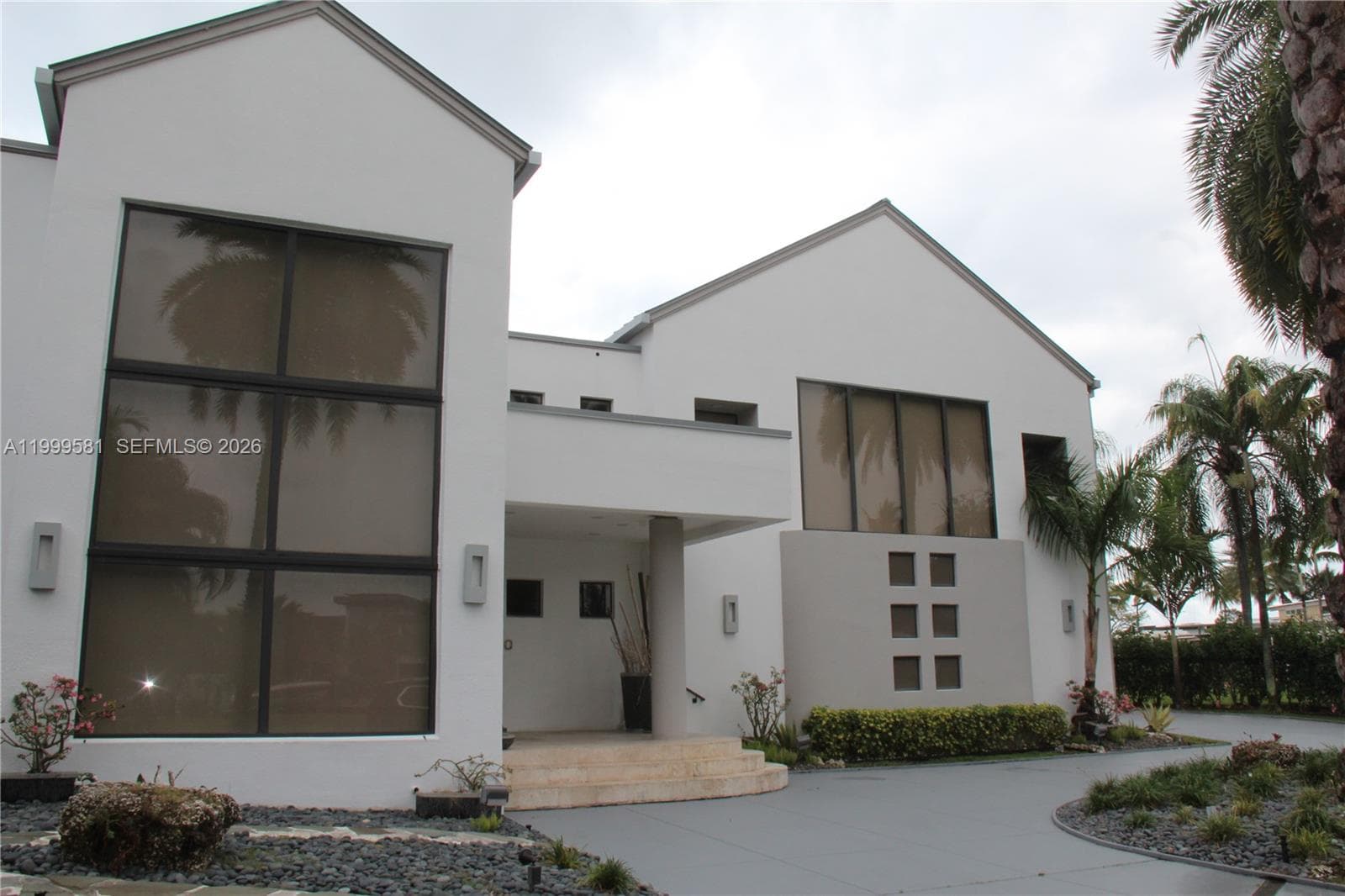 540 Lido Dr, Fort Lauderdale FL 33301
