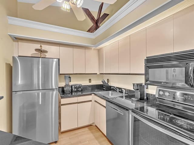 1109 Duncan Circle # 202, Palm Beach Gardens FL 33418 - Palm Beach Gardens, FL - Photo 3