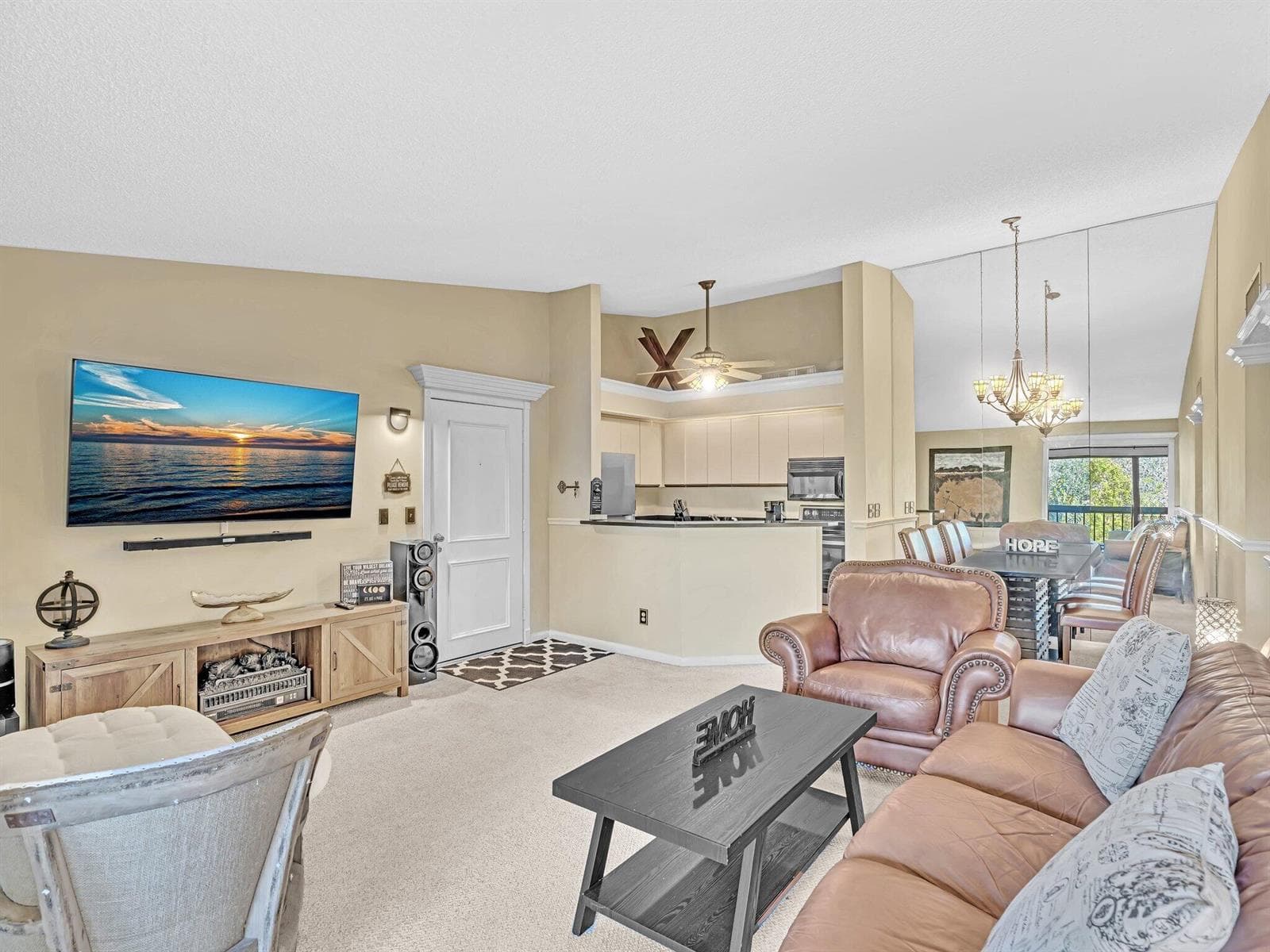 1109 Duncan Circle # 202, Palm Beach Gardens FL 33418