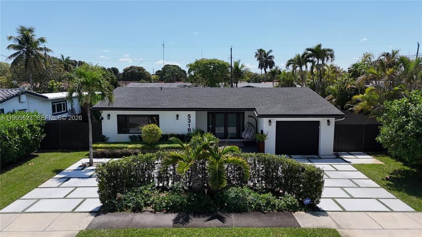 5316 Jackson St, Hollywood FL 33021