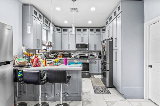 1087 Salmon Isle, FL 33413 - Photo 7