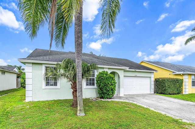 1087 Salmon Isle, FL 33413 - Photo 3