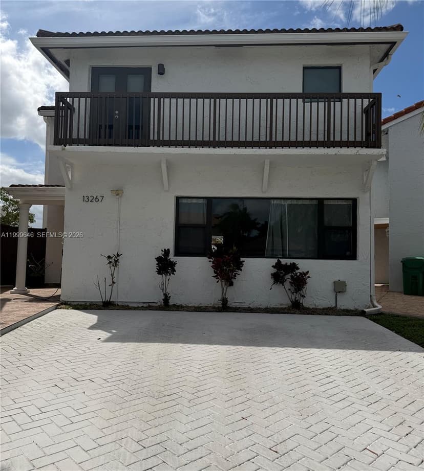13267 SW 9th Ln, Miami FL 33184