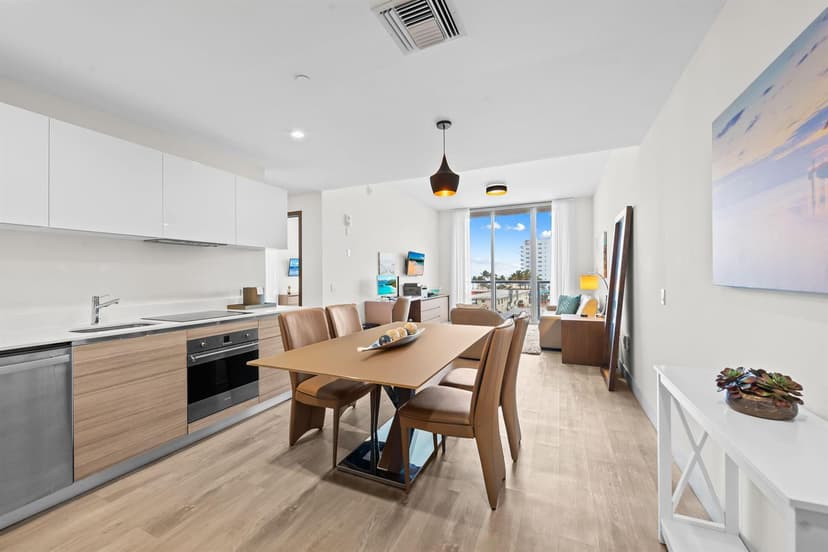 777 N Ocean Drive # N407, Hollywood FL 33019