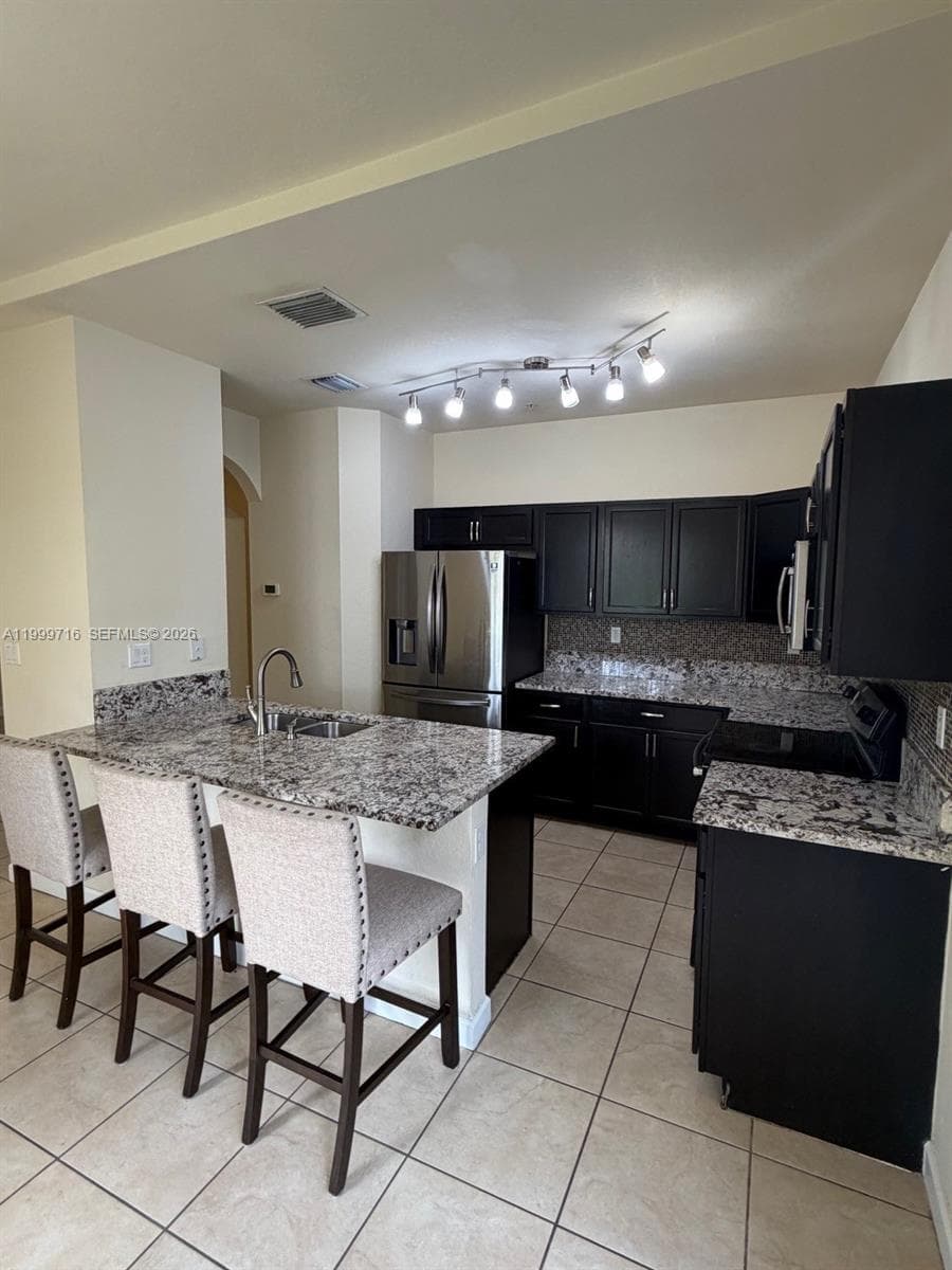 133 SE 28 # 8, Homestead FL 33033
