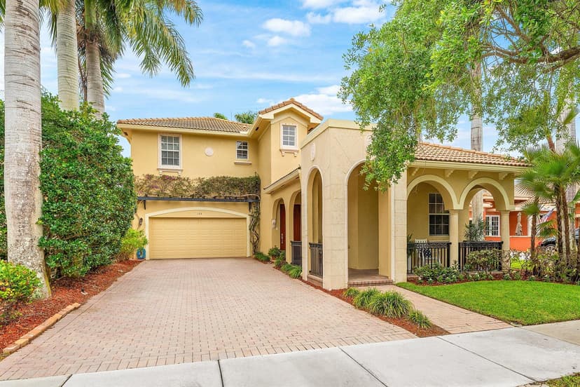 123 Via Castilla, Jupiter FL 33458