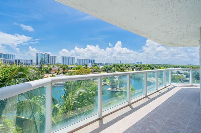 16500 Collins Ave # 554, Sunny Isles Beach FL 33160 - Sunny Isles Beach, FL - Photo 2