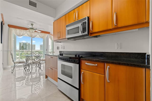 16500 Collins Ave # 554, Sunny Isles Beach FL 33160 - Sunny Isles Beach, FL - Photo 5
